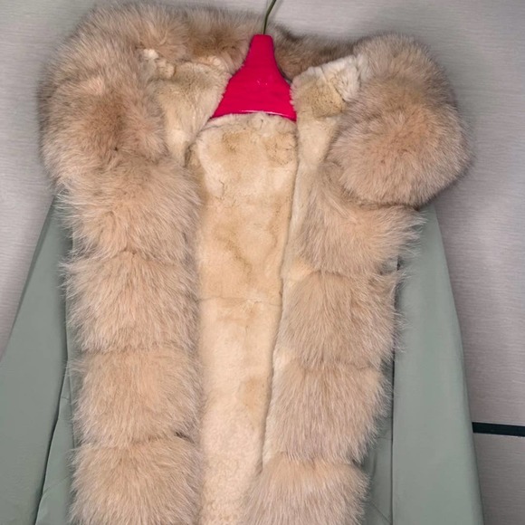 NEW MR& MRS style rabbit and fox fur parker coat - Picture 7 of 14